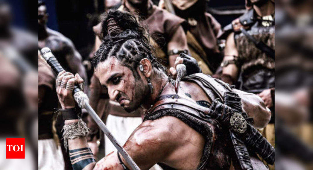 Meet the designers behind Sushant Singh Rajput's outfit in 'Raabta' movie -  Times of India