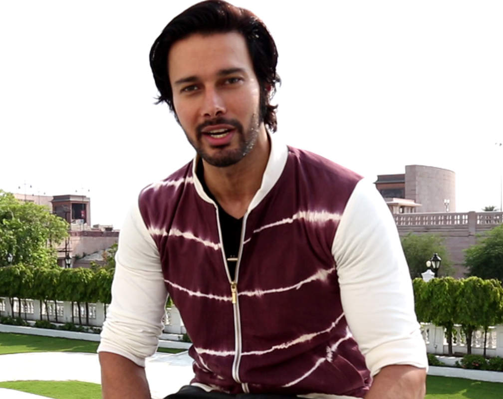 
Actor Rajniesh Duggall wishes to travel in Lucknow Metro

