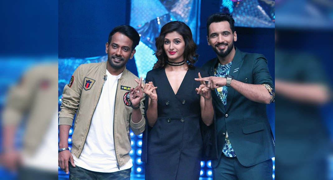 Shakti Mohan, Dharmesh Yelande and Punit Pathak on the sets of dance ...