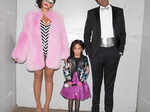 Beyonce poses with Jay Z and her daughter