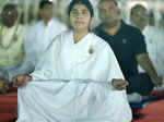 Brahma Kumari Shivani performs yoga