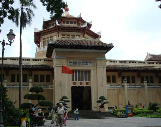 Vietnam Natural Museum of History - Hanoi: Get the Detail of Vietnam ...