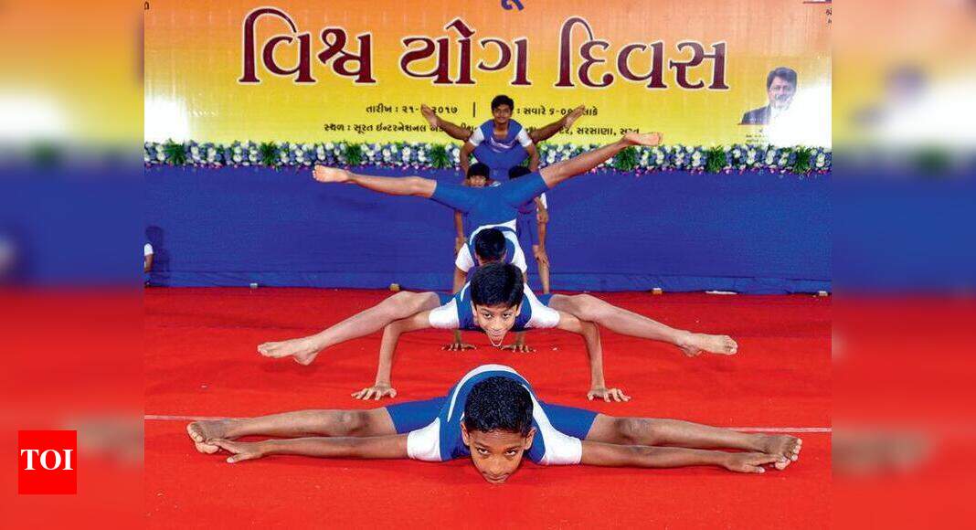 Lakhs perform yoga in Surat, south Gujarat Surat News Times of India
