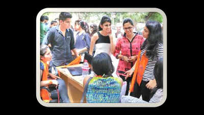 Students from outside Delhi throng varsity