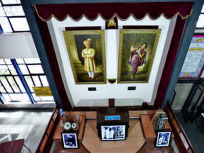 Auditorium case study slideshare picture