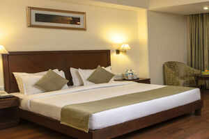 Le Lac Hotel
