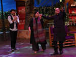 Paresh Rawal and Tanvi Azmi dancing