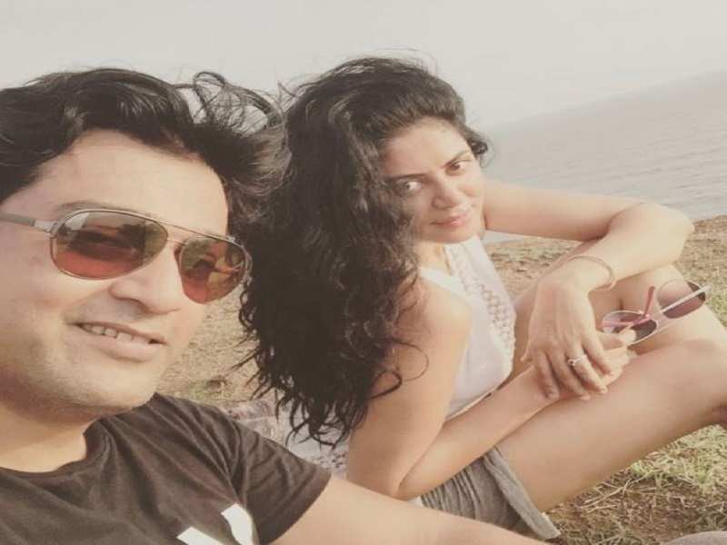 Kavita Kaushik and husband get their marriage certificate; 5 months