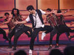 Sushant Singh Rajput shakes his legs