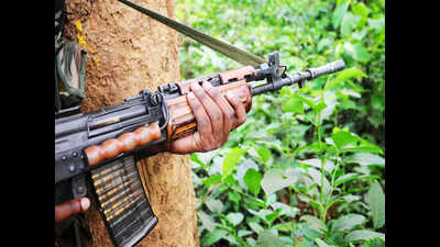 Maoist killed, four security personnel hurt in Bastar