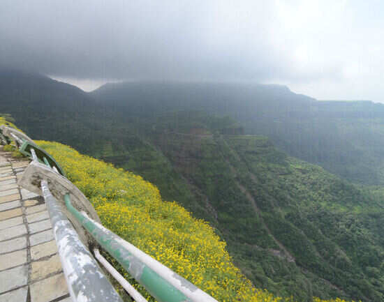 5 gorgeous hill stations near Nasik that are made for Pinterest