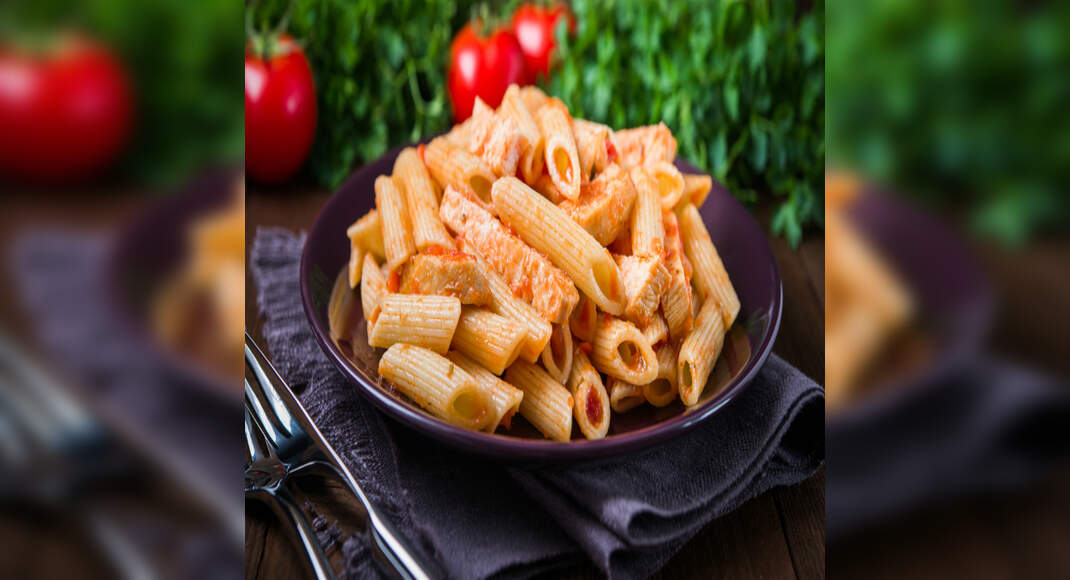 Pasta With Chicken Keema Recipe: How to Make Pasta With Chicken Keema Recipe | Homemade Pasta With C