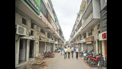 Gujarat textile traders begin three-day bandh