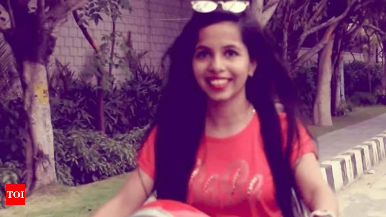 Everything you need to know about Youtube star Dhinchak Pooja - Times of  India