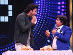 Ranbir Kapoor having vada pav eating competition