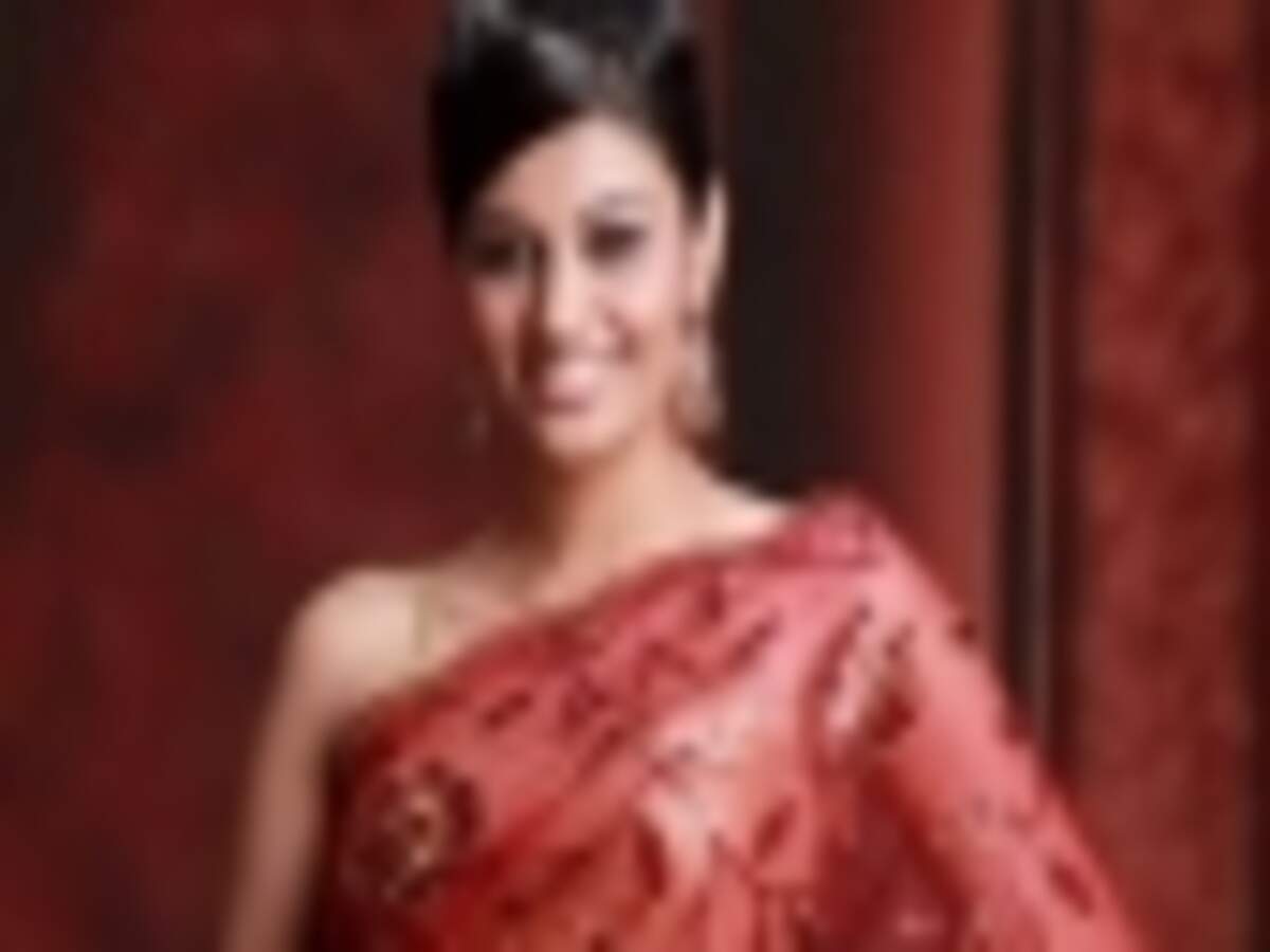 Neha, Ashima are the PFMI '10 Bollywood Divas