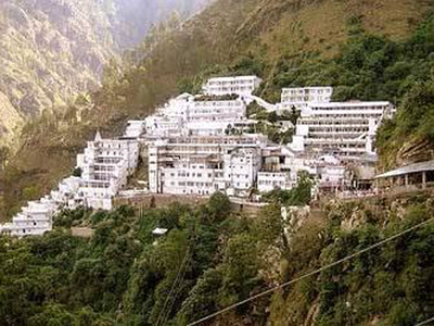 Landslide en route Vaishnodevi shrine leaves 1 dead, 8 injured