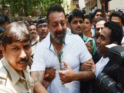 HC gives Maharashtra govt two weeks to justify Sanjay Dutt's early release