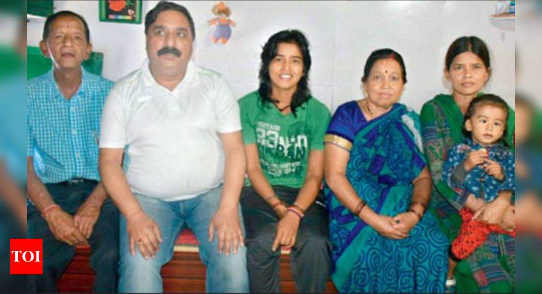 Ekta Bisht : Dad's tea stall brewed Ekta Bisht's success on pitch ...