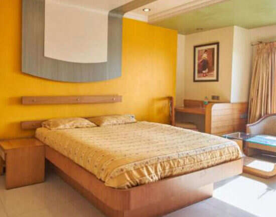 Hotel Kohinoor Square