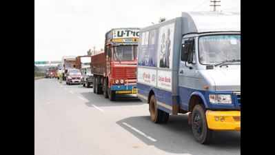 It's still not smooth movement for truckers in Karnataka
