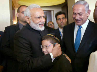 PM Modi meets Mumbai attack survivor Moshe in Israel