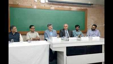 IIM Ahmedabad alumni open wallets for alma mater