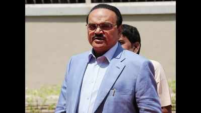 I-T department attaches Bhujbals' properties worth Rs 300cr