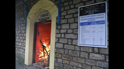 Darjeeling unrest: Himalayan Railway toy train station torched