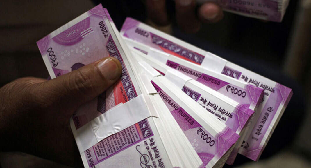 Note Ban 17 Of Cash Seized In Raids During Demonetisation Were In New