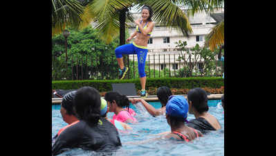 Aqua zumba makes a splash in Kochi