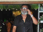 Lal arrives at Kavya's wedding reception