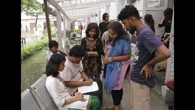 Pramodda stays demand Presi students