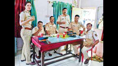 Forget bhajiyas and cutting chai, Mumbai Police is now into all things healthy