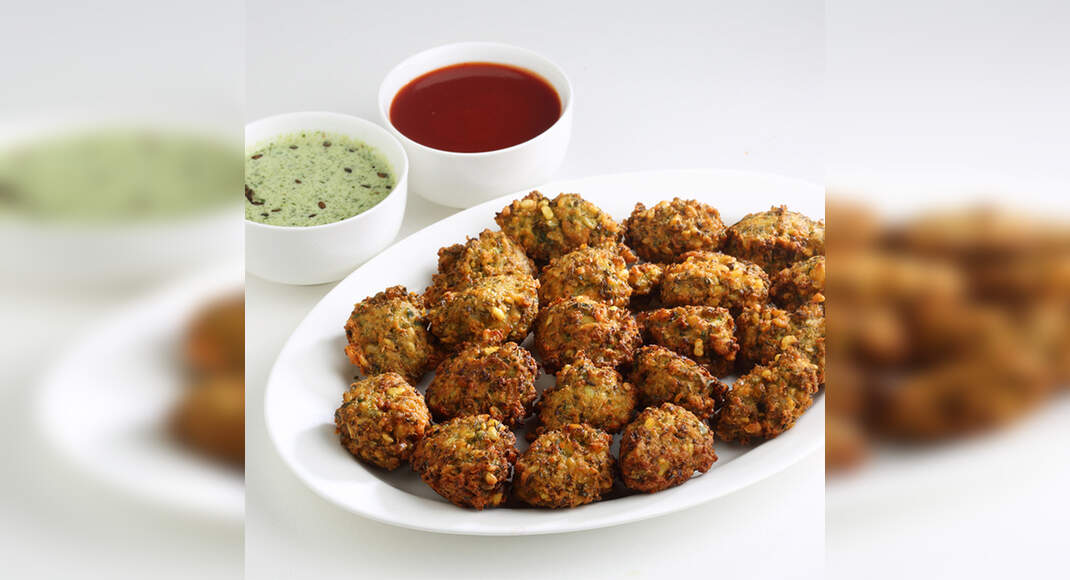 Cabbage Pakoda Recipe: How to Make Cabbage Pakoda Recipe | Homemade Cabbage Pakoda Recipe - Times Fo