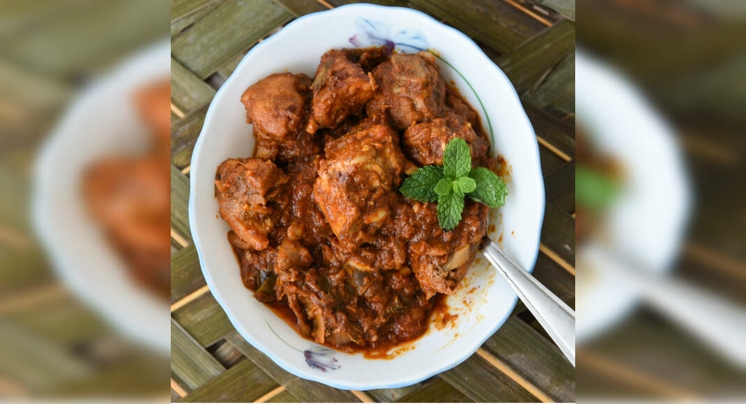 Bhuna Kukda Recipe: How to Make Bhuna Kukda Recipe | Homemade Bhuna Kukda Recipe