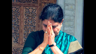 Sasikala paid Rs 2 crore bribe to jail officials for 'undue' favours: Report