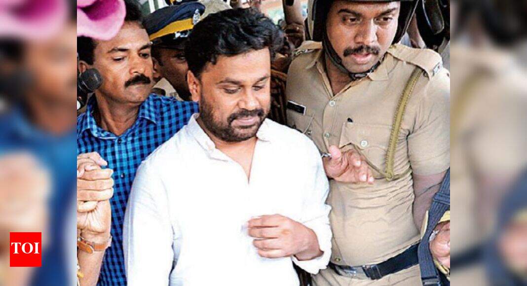 dileep and kalabhavan mani movies