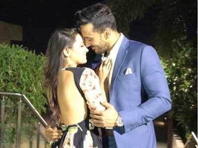 Much in love Anita Hassanandani posts an adorable video with husband Rohit Reddy; watch