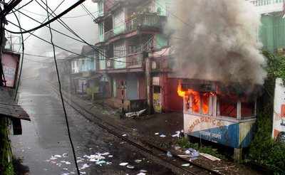 Panchayat office set ablaze,govt vehicle damaged in Darjeeling