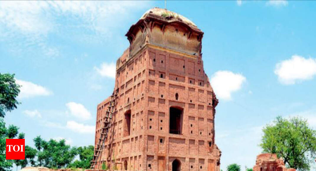 Jahazi haveli struggles to stay afloat | Chandigarh News - Times of India