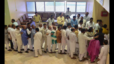 228 legislators vote for President Polls in Madhya Pradesh