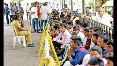 Engineering aspirants policed at farcical counselling show