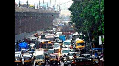 Heavy rains throw Mumbai's road, rail traffic out of gear