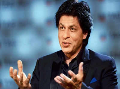 I am so pathetic in relationships that I am comic, says SRK