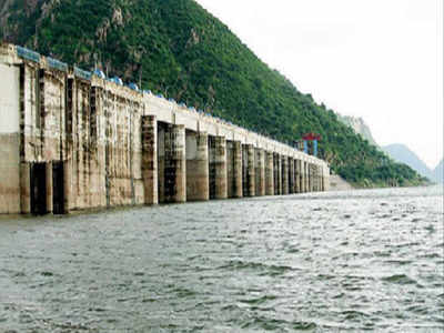 Dams go beyond capacity, threat of floods looms large