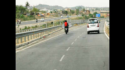 Cloverleaf, trumpet interchange to link NH-8, SPR & Dwarka e-way
