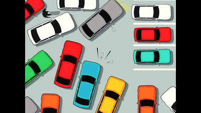 Delhi: Illegal parking may cost you Rs 5,500