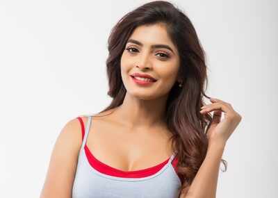 Sanchita in the Tamil remake of Johnny Gaddaar