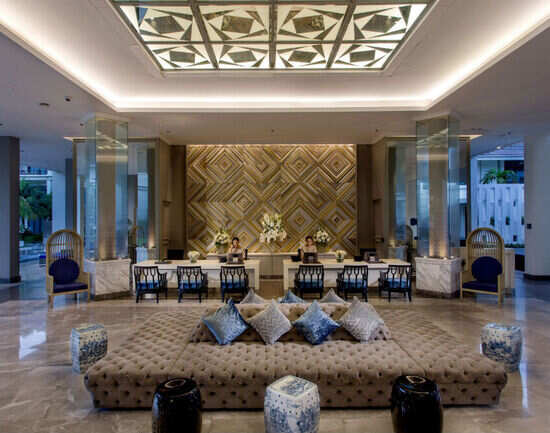 Drop your bags in these mid-range hotels of Bangkok